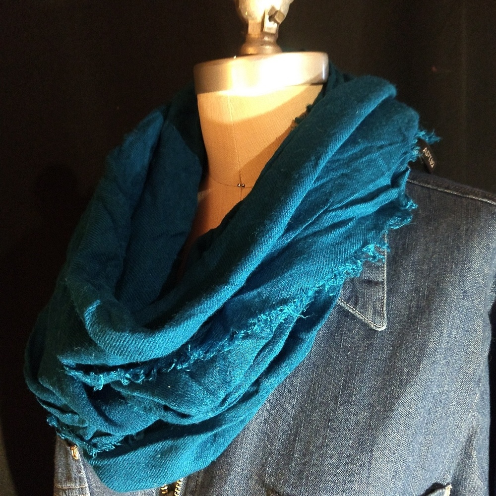 Infinity scarf